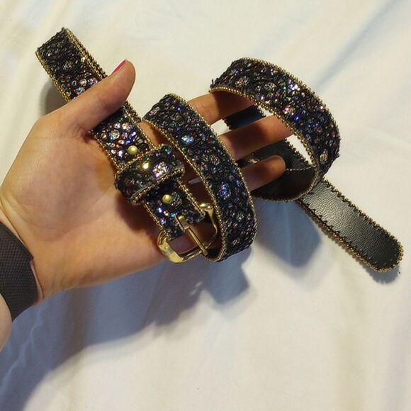 Sparkling and Gold Toned Women's Belt - Picture 1 of 7